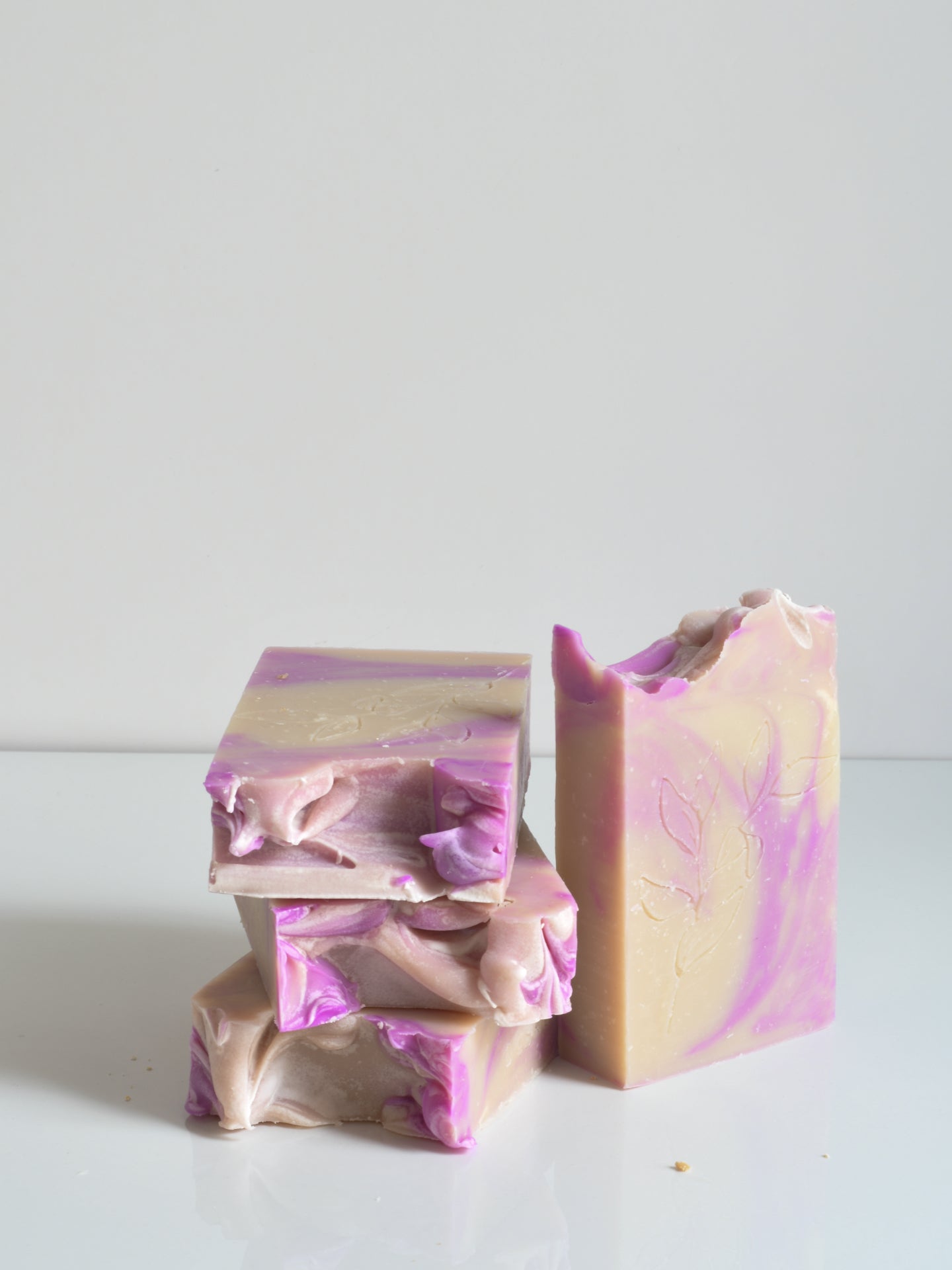 Currant + Absinthe Soap Bar